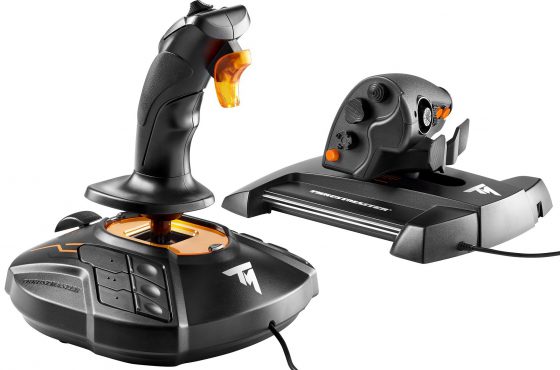 Planea los cielos con Thrustmaster
