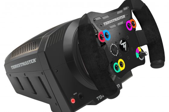 Thrustmaster presenta su nuevo puesto de conducción