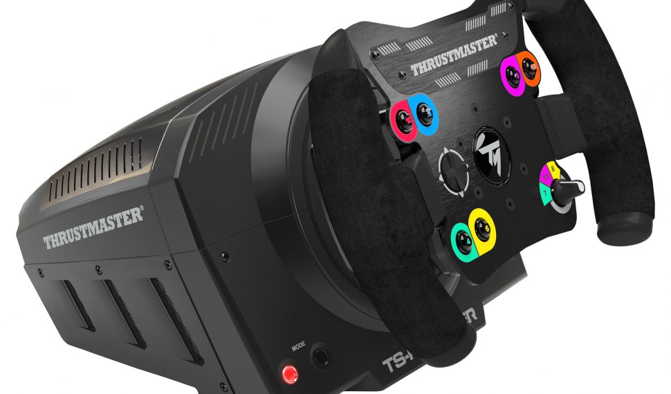 Thrustmaster presenta su nuevo puesto de conducción