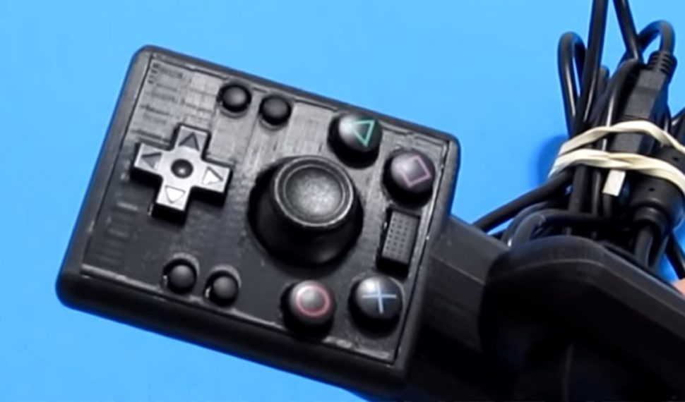 Un usuario desarrolla un mando de PlayStation 4 que puede utilizarse con una sola mano