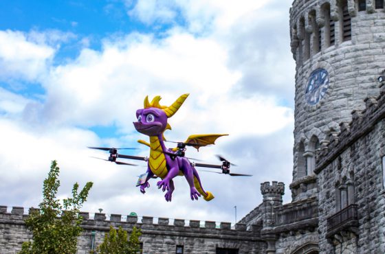 Spyro Reignited Trilogy celebra su lanzamiento con un dron de Spyro a tamaño real