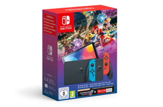 Nintendo Switch OLED + Mario Kart 8 Deluxe
