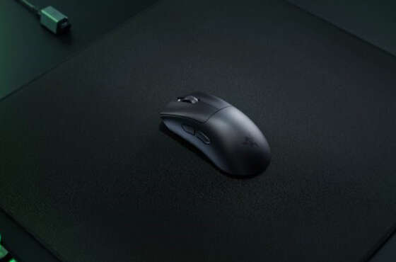 Razer DeathAdder V3 HyperSpeed